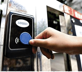 门禁卡或钥匙易丢失、遗忘、复制