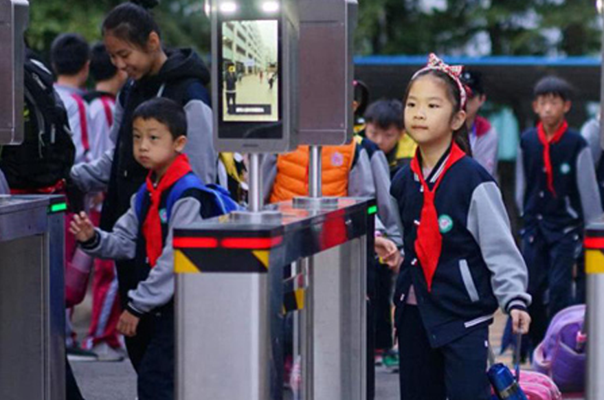 学校各个门口人员通行_人脸识别门禁系统应用_深圳艳肉乱痕1一12章精汁欲液-《熟妇的荡欲》电影-强辱丰满的人妻HD高清3转4转-亚洲国产片在线视频-98久久无码一区人妻A片蜜