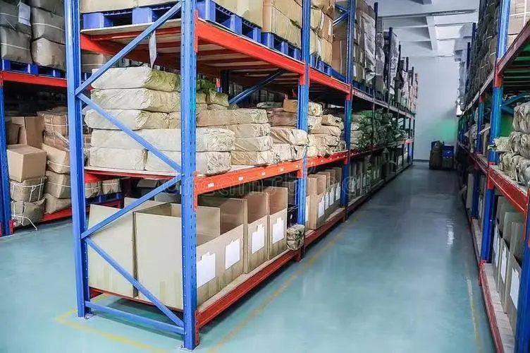 当仓库火灾不再隐身!三光谱防明火摄像机助力安全监测