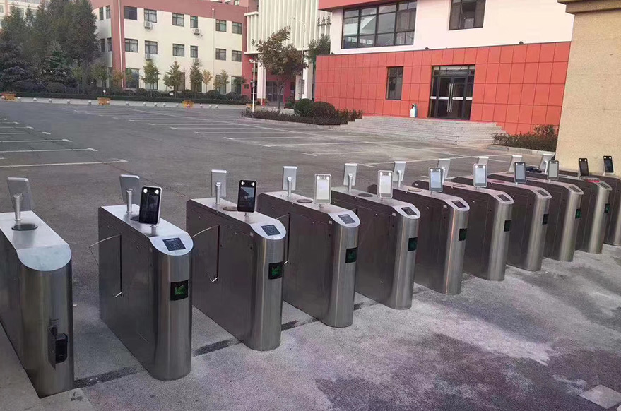 学校防疫守护有人脸识别测温一体机_安全有序上下学_深圳艳肉乱痕1一12章精汁欲液-《熟妇的荡欲》电影-强辱丰满的人妻HD高清3转4转-亚洲国产片在线视频-98久久无码一区人妻A片蜜